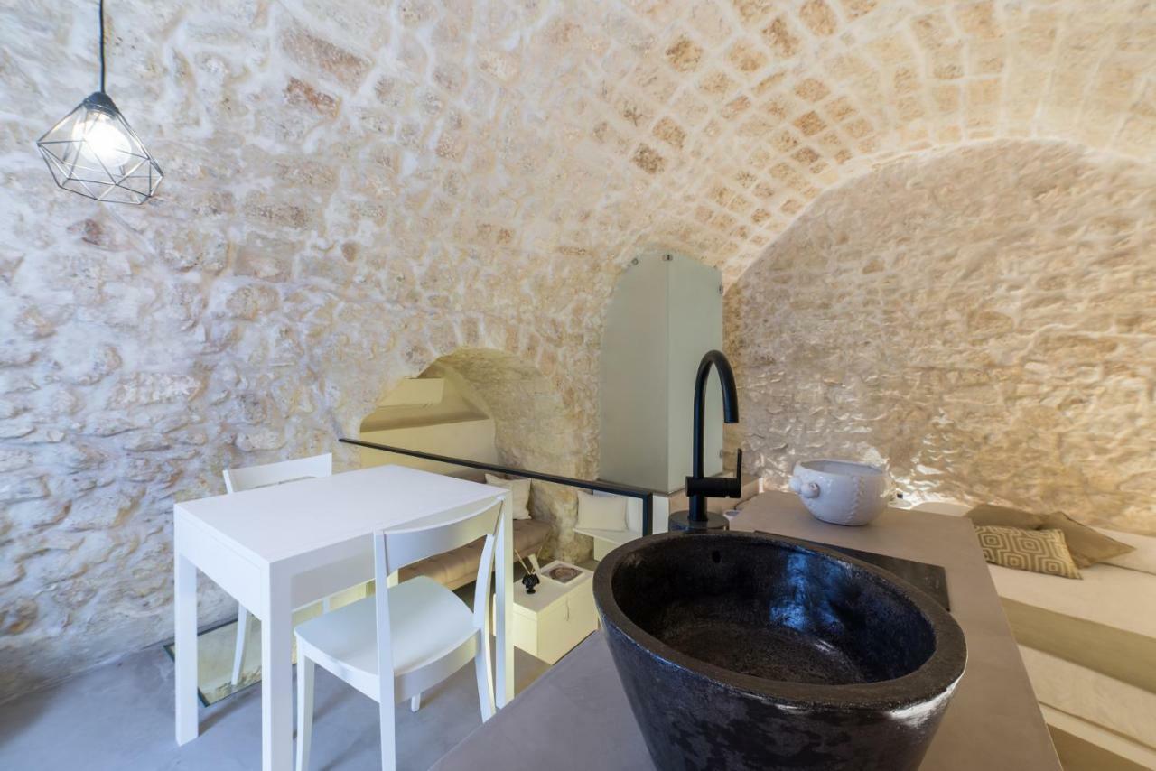 Vittoria Luxury Suite A Ostuni By Wonderful Italy Экстерьер фото